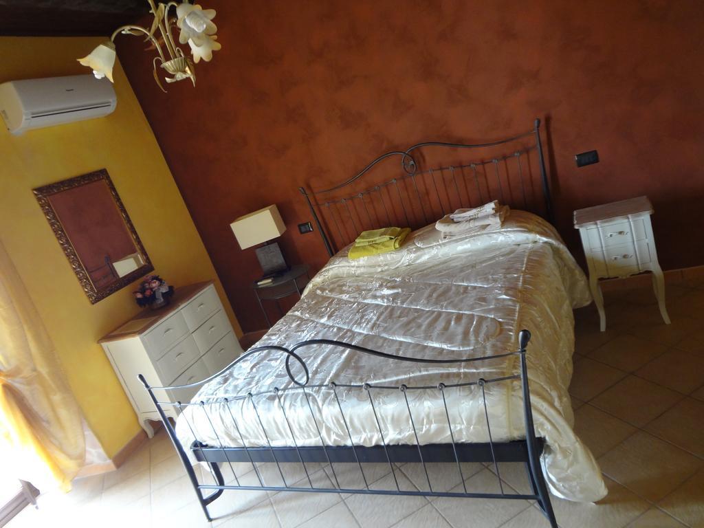 B&B Nonna Ida Scalea Rum bild